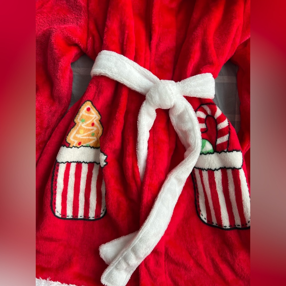 Cozy Red Kids Robe - Picture 2 of 3